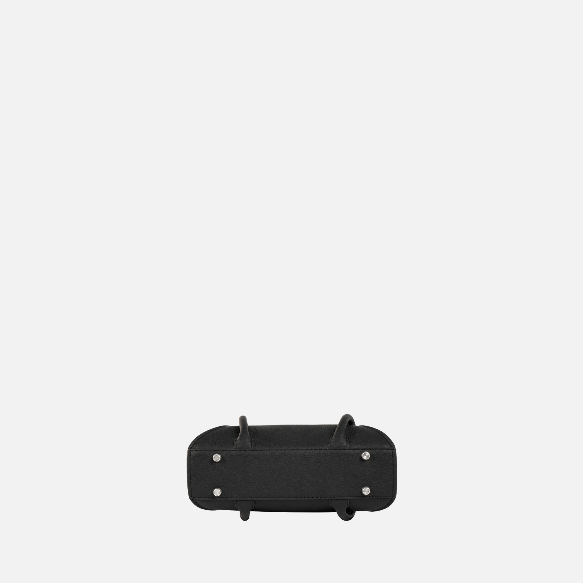 04 IN BLACK